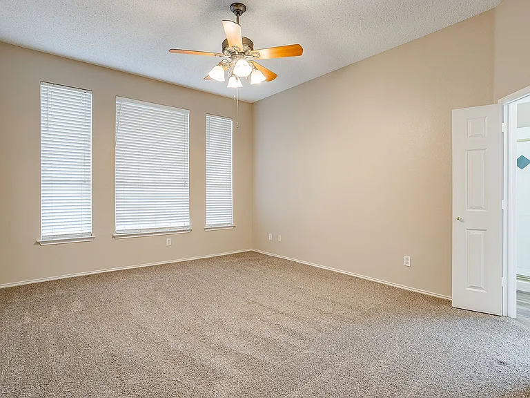 8136 Zion Trl — Photo 13