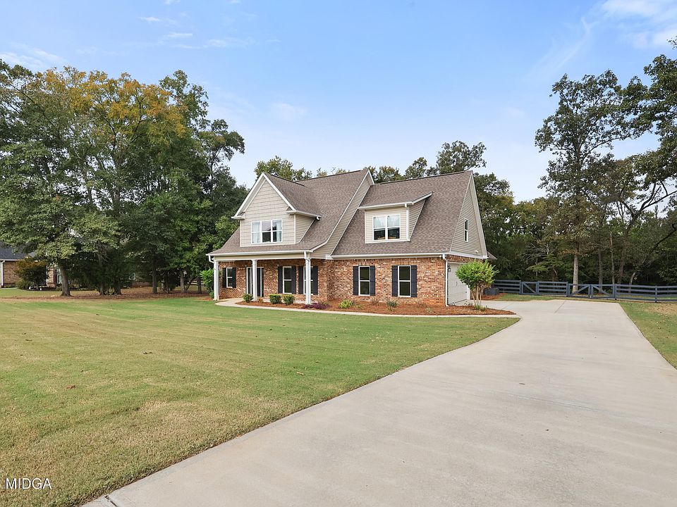 1st image of 192 Jackson Dr