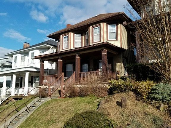 2nd image of 129 S Water St