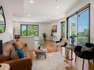 191 Condor St #7, Boston, MA 02128