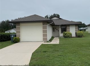 675 W Wesley Cir, Avon Park, FL 33825