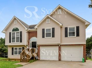 12 Cambridge Ct, Cartersville, GA 30121