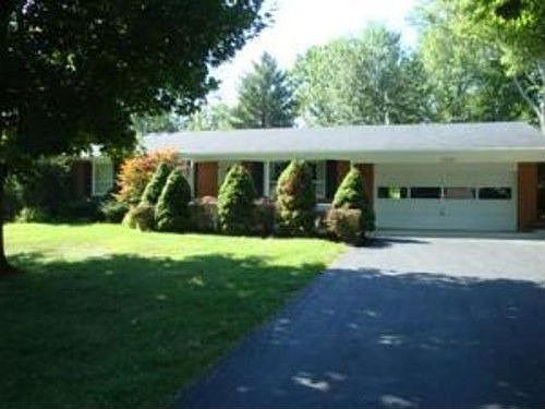 1st image of 3595 Cedarwood Ln