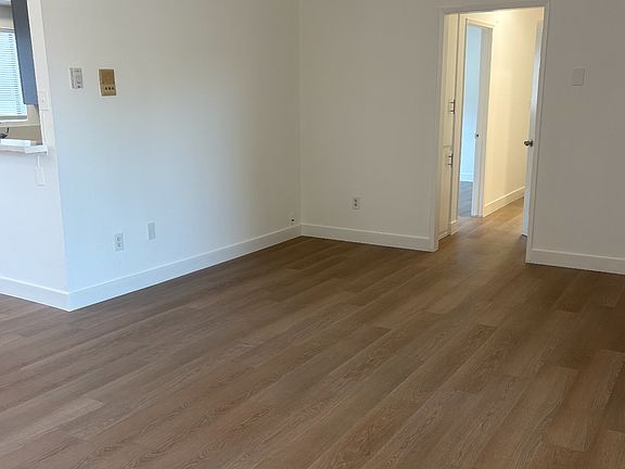 2nd image of 7061 Whitsett Ave APT 203