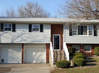 1053 Mark St, Colona, IL 61241