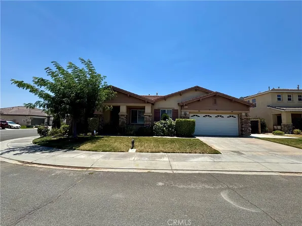 8808 Avoca Ct, Lancaster, CA 93536