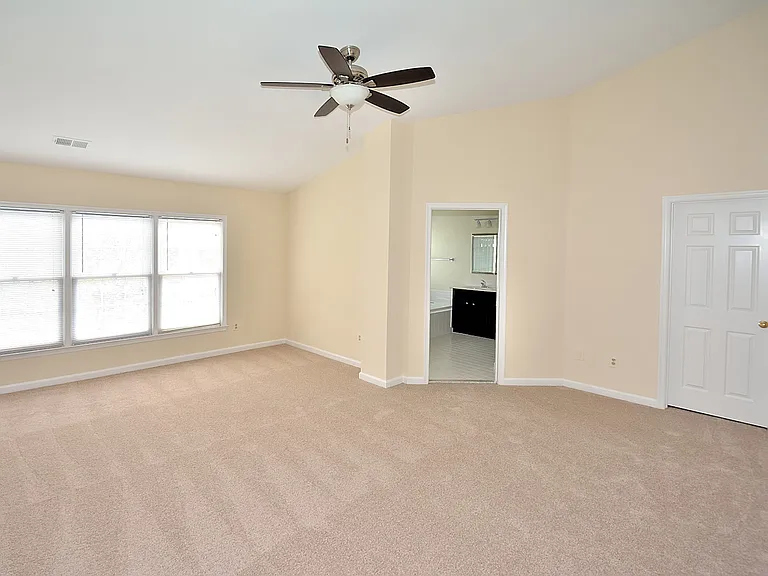 9425 Van Arsdale Dr — Photo 12