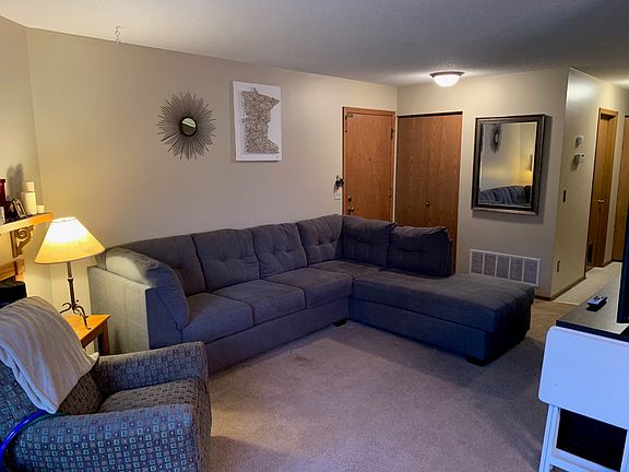 5th image of 11189 Westwind Dr