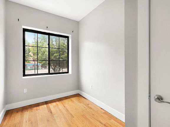 3rd image of 17 Garden St #2D