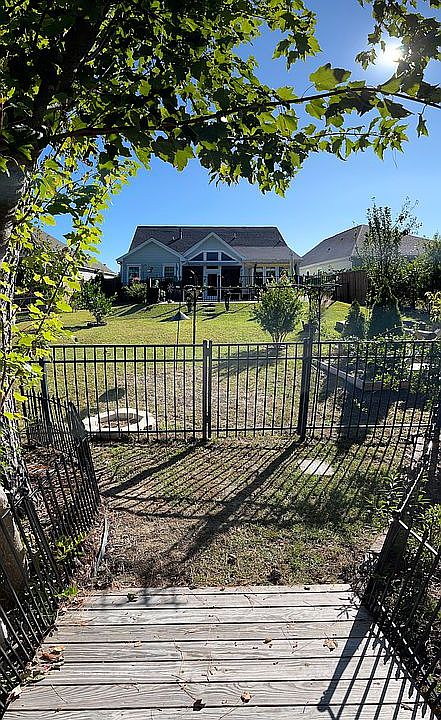 2nd image of 7650 Vancouver Ct