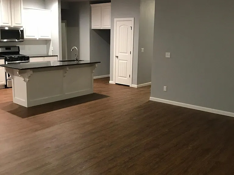 705 S Silver Leaf Dr — Photo 4