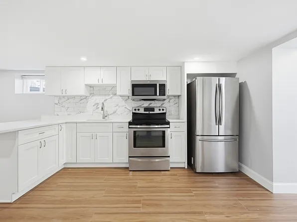 185 Suffolk Ave, Revere, MA 02151