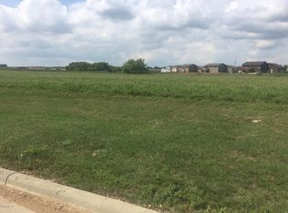 34 19th Ave SW, Watertown, SD 57201