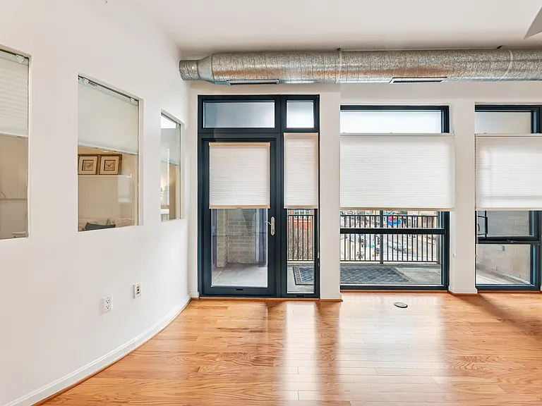 1390 Kenyon St NW #416 — Photo 5