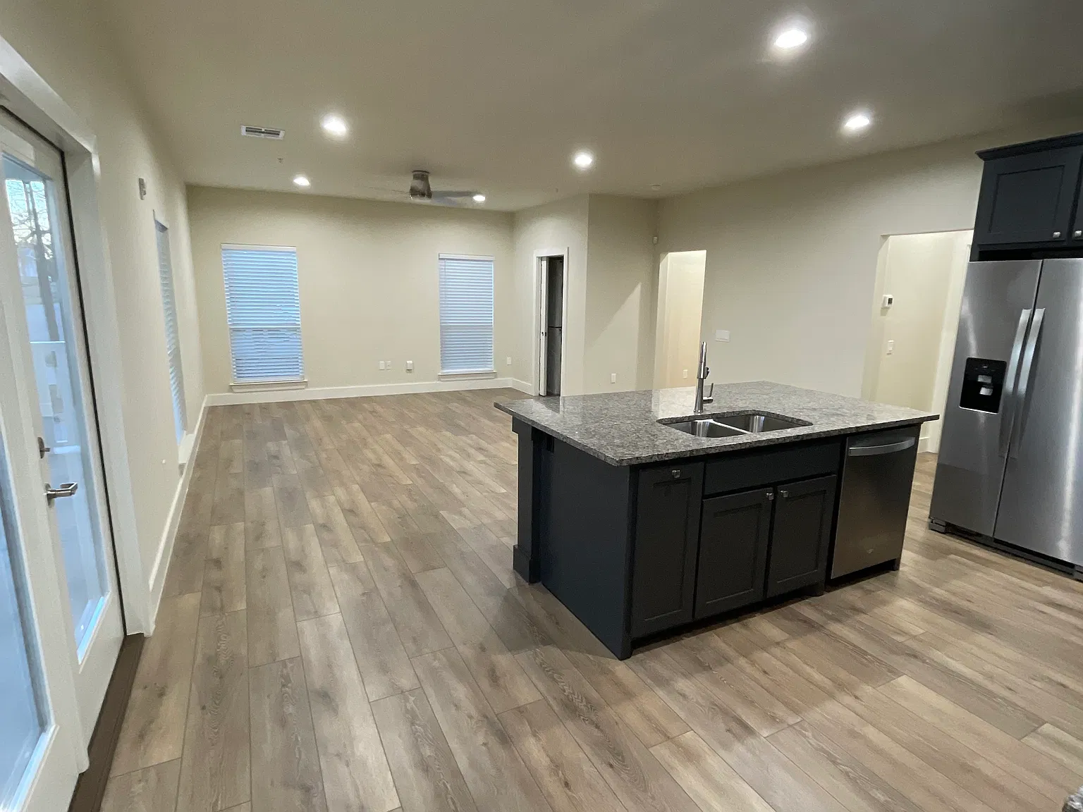 408 Alvarado St — Photo 4
