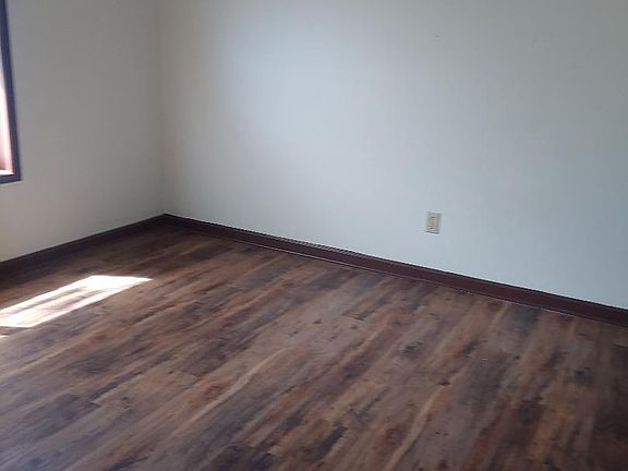 4th image of 59 Sloan St APT B