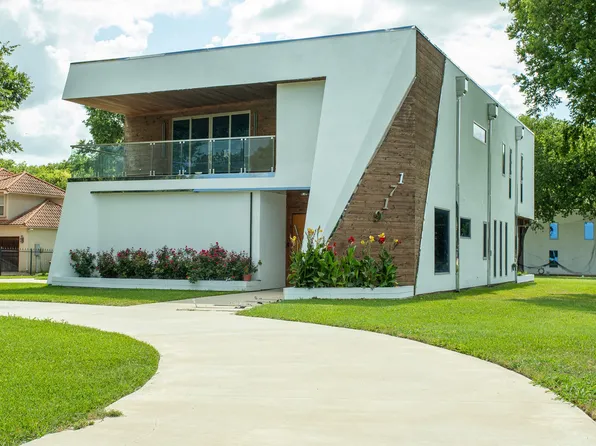 1719 Right Field Ct, Cedar Hill, TX 75104