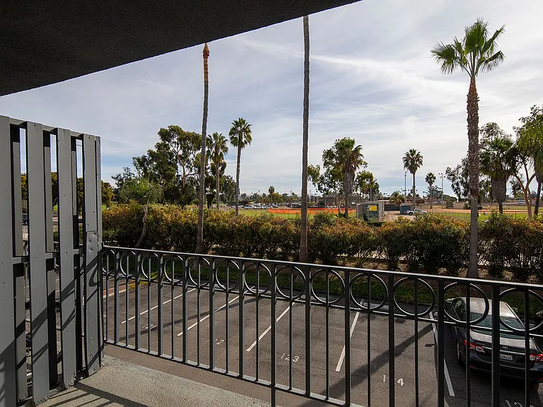 The Pacific at Mission Bay — Photo 21