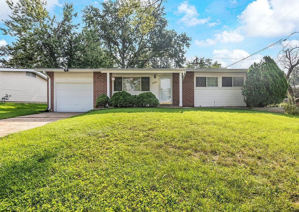 1st image of 10206 Quaker Dr