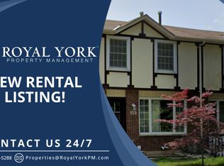 159 Old Carriage Dr, Kitchener, ON N2P1H5