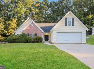 3331 Glen Summit Ln, Snellville, GA 30039