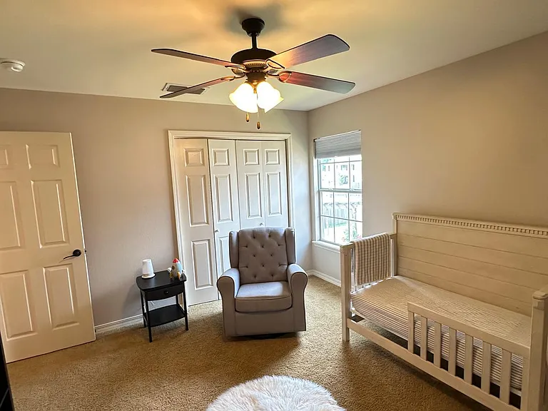 200 Grey Eagle Dr — Photo 14