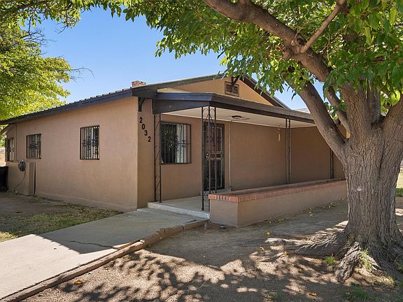 3rd image of 2032 La Vega Dr SW