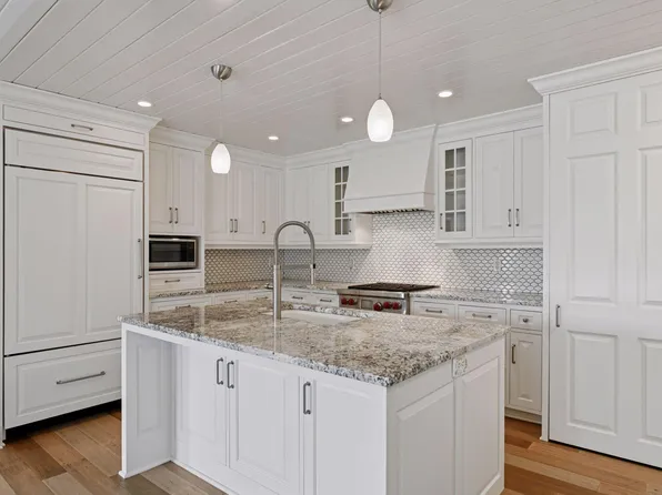 4558 Aspenwood Trl, Minnetonka, MN 55345