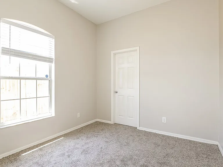 504 N 7th St — Photo 17