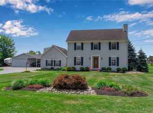 9707 Martin Rd, Clarence Center, NY 14032