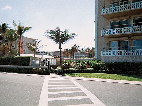 5th image of 139 Sunrise Ave #4060