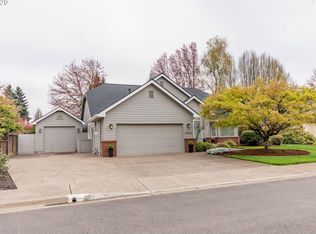 1382 Wimbledon Pl, Springfield, OR 97477