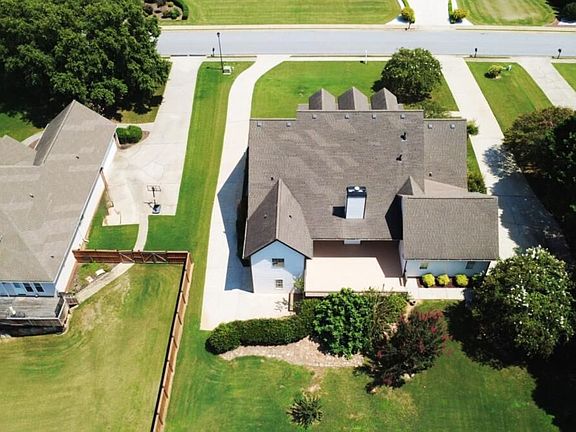 4th image of 1232 Reece Dr