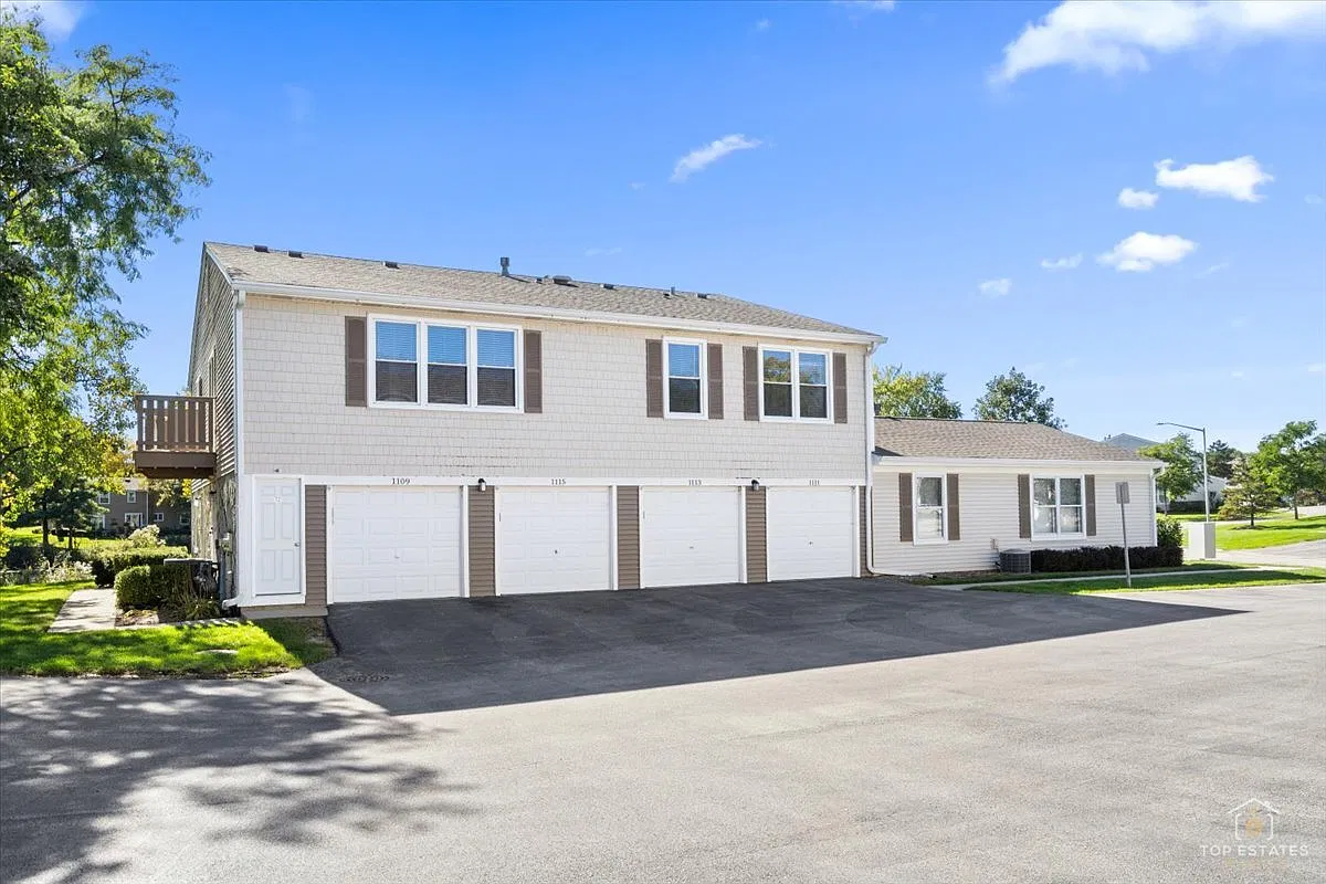 2 bed, 1200 sqft, $2,200 — Photo 1