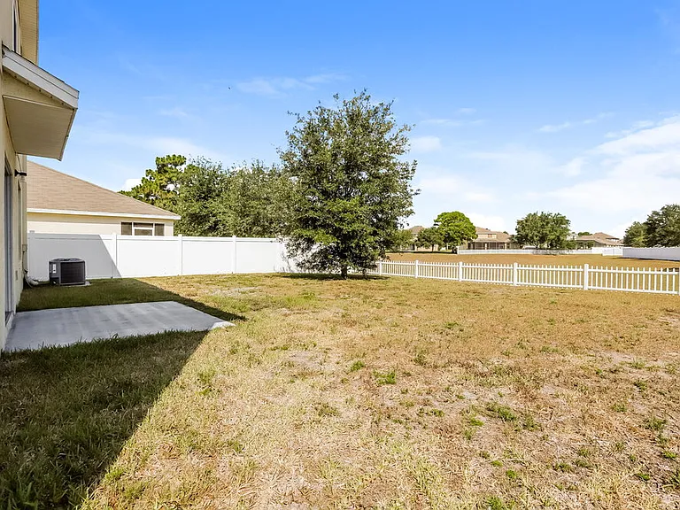 4011 Bramblewood Loop — Photo 17