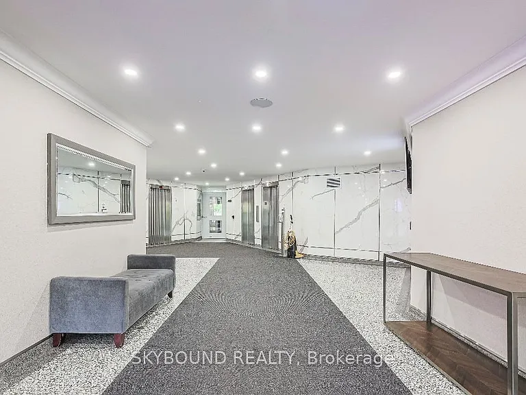 451 The West Mall #602 — Photo 16