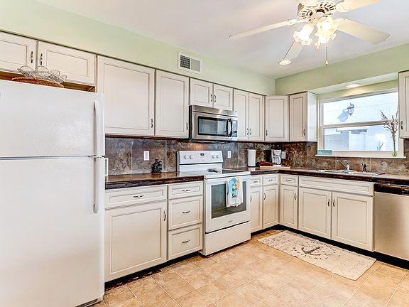 3rd image of 629 Ocean Ave