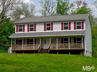 8 Greer Rd, Shawangunk, NY 12566