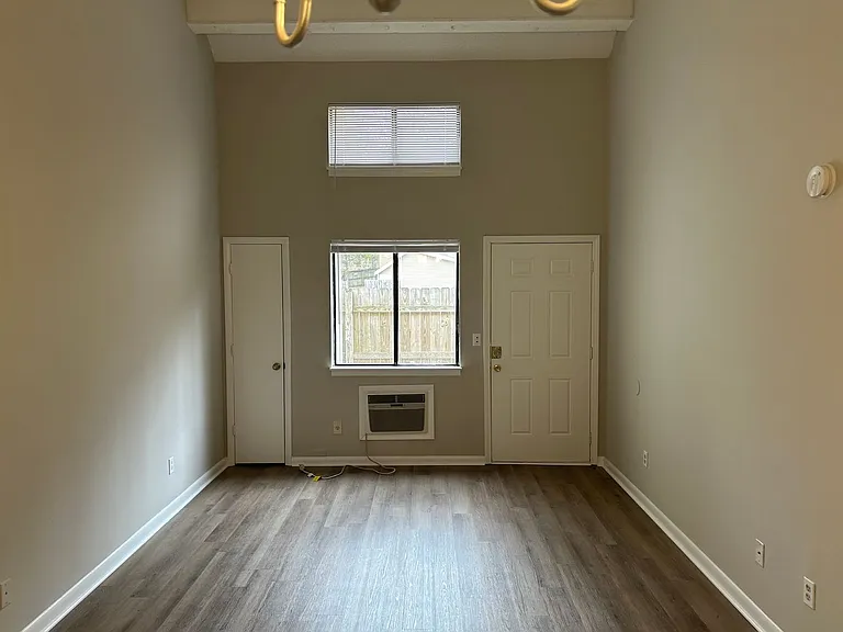 3701 Squaw Valley Dr SW — Photo 9