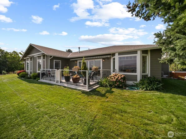 1601 Maiden Lane #E102, Wenatchee, WA 98801