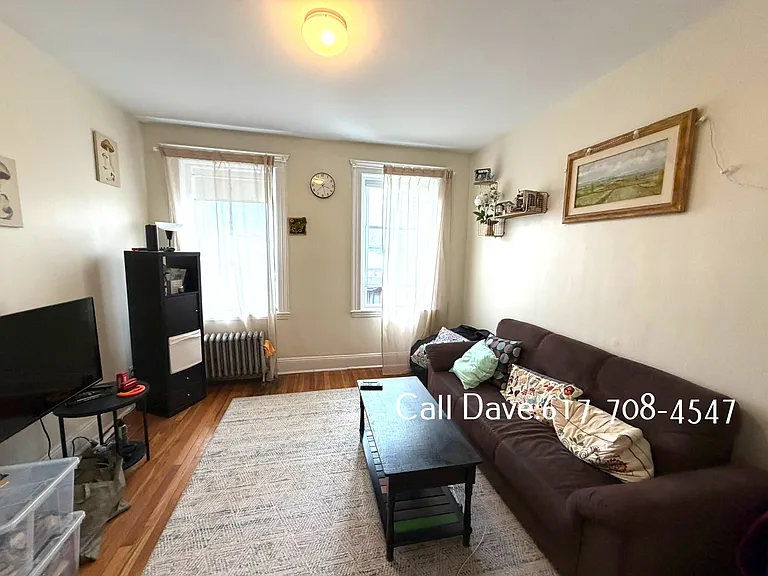 9 Egremont Rd #4 — Photo 4