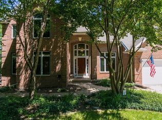 2820 Glass Rd NE, Cedar Rapids, IA 52402