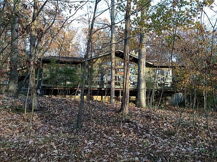 1st image of 9 Fredericks Ln
