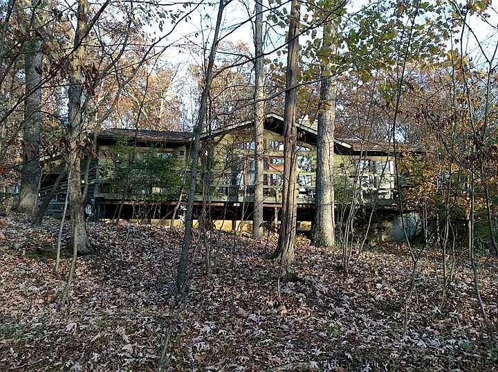 9 Fredericks Ln photo 1