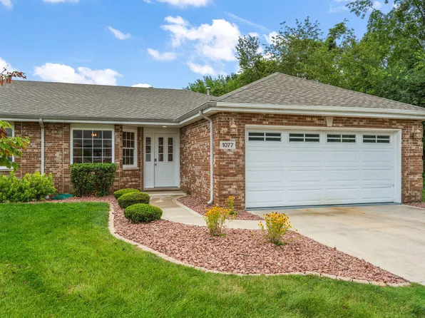 1077 Freedom Cir S, Crown Point, IN 46307