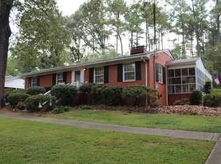 221 Dartmouth Rd, Raleigh, NC 27609