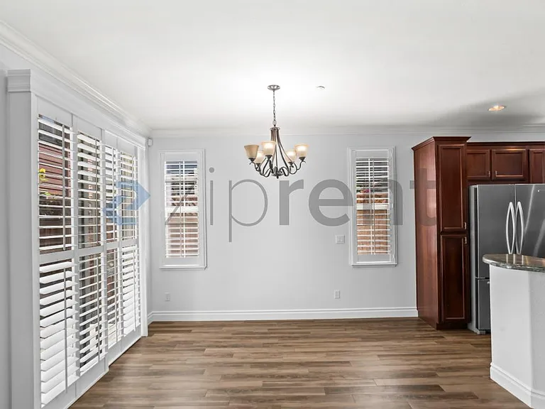741 Tennyson Dr — Photo 9