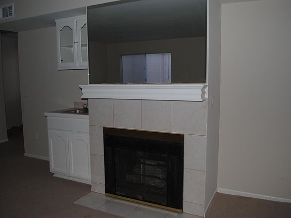 4th image of 8744 Burnet Ave Unit 15
