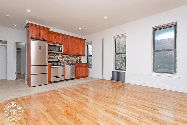 Rented by MySpaceNYC | media 21