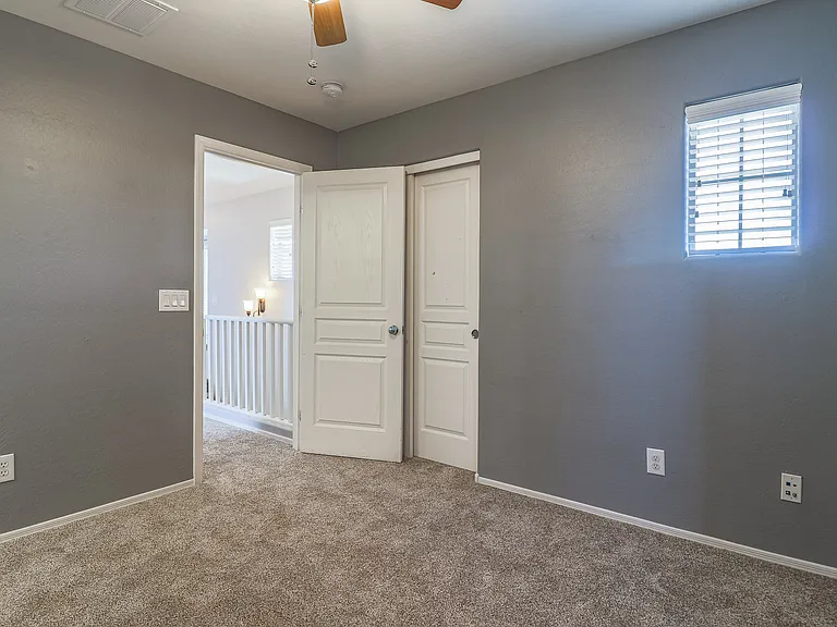 15304 W Wethersfield Rd — Photo 18